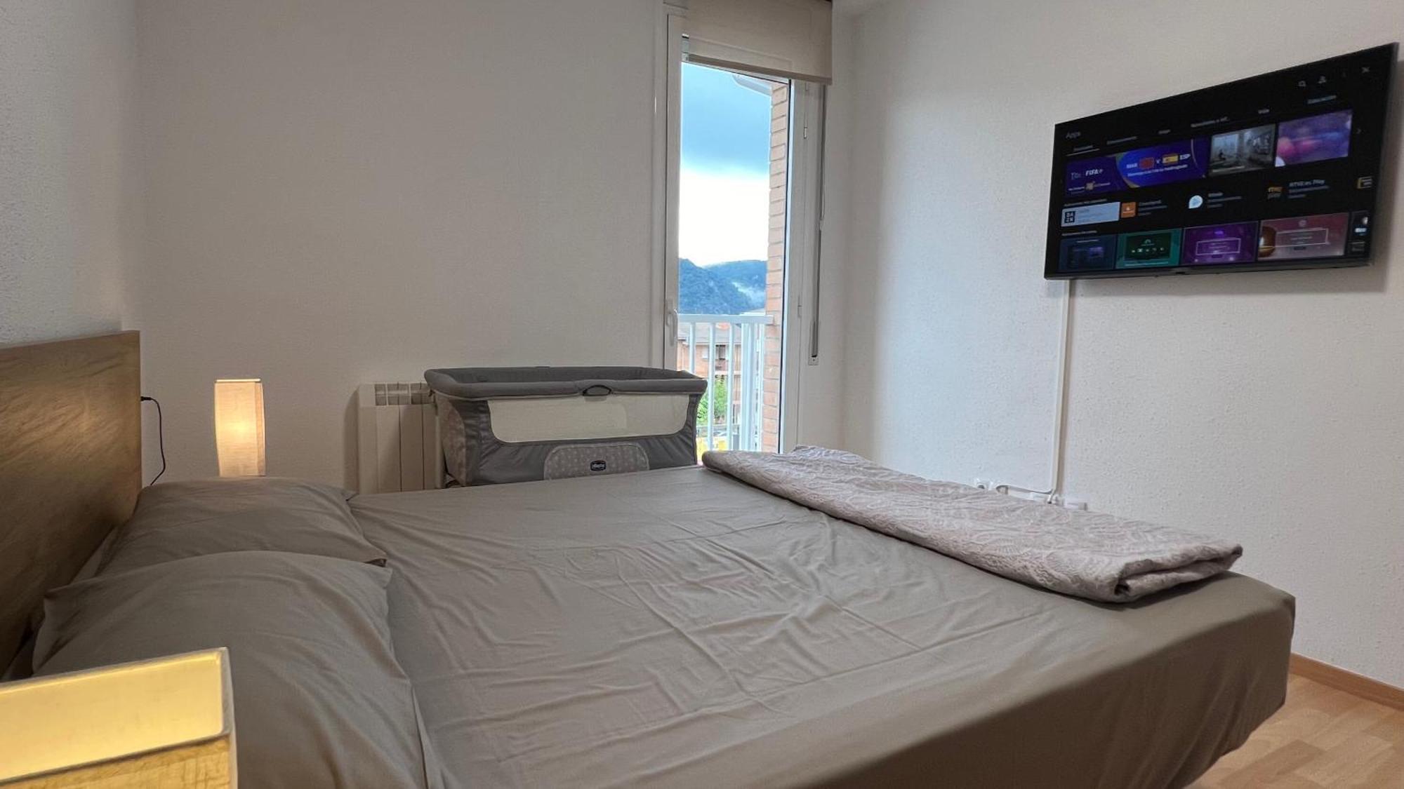 Apartament Acollidor Al Bergueda 6P Sant Jordi de Cercs Zewnętrze zdjęcie